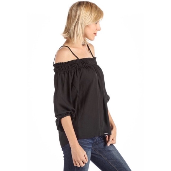Off Shoulder Ruffled Peasant Blouse - Picture 2 of 4
